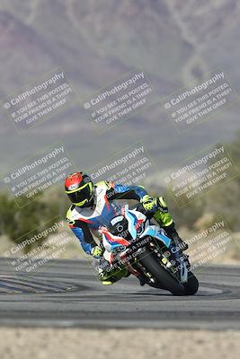 media/Jan-15-2026-Racers Edge (Thu) [[dfebeb70ab]]/2-A Group/Session 5 (Turn 5)/